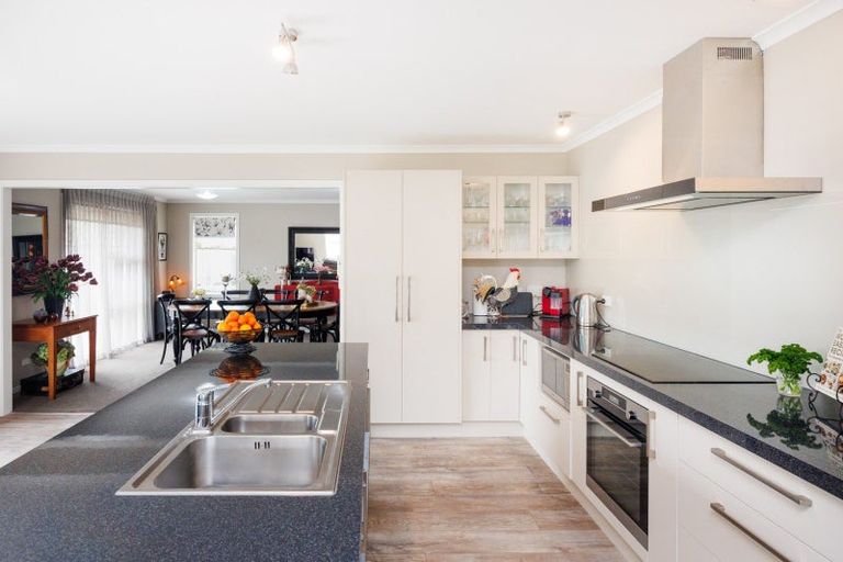 Photo of property in 5a Blenheim Place, Feilding, 4702