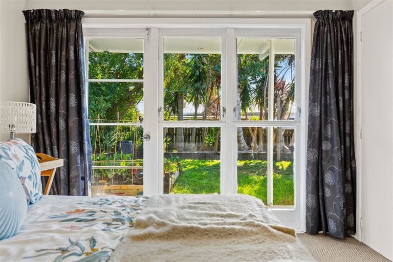 Photo of property in 1/36a Tomo Street, New Lynn, Auckland, 0600