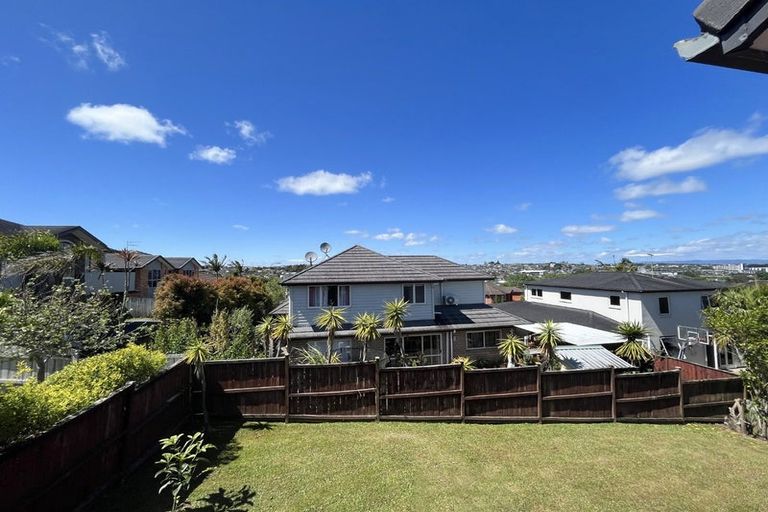 Photo of property in 6 Springvale Drive, Fairview Heights, Auckland, 0632