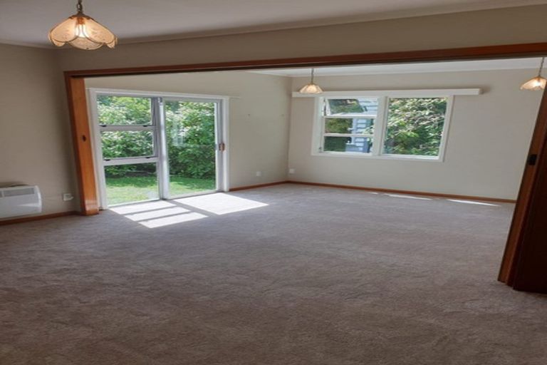 Photo of property in 3 Aylesbury Way, Karori, Wellington, 6012