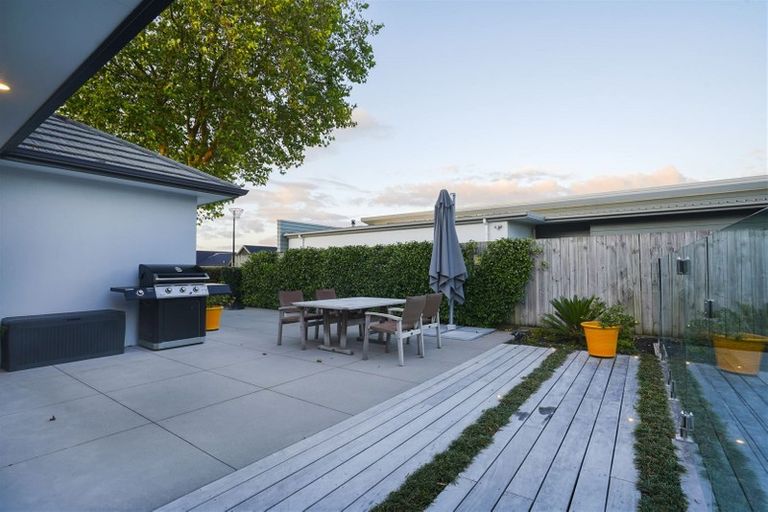 Photo of property in 16 Bree Place, Flagstaff, Hamilton, 3210