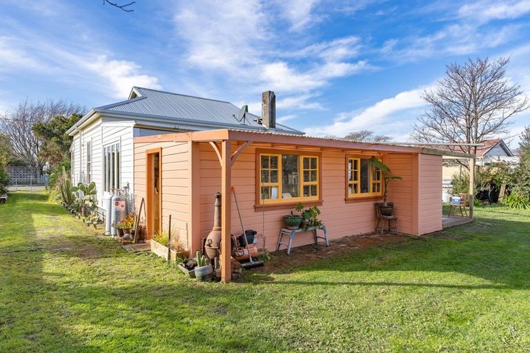 Photo of property in 10 Venice Street, Martinborough, 5711