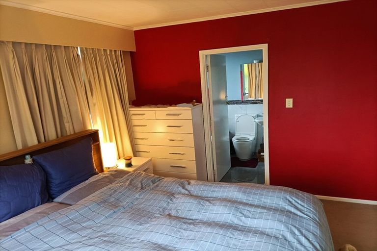 Photo of property in 177 Broderick Road, Johnsonville, Wellington, 6037