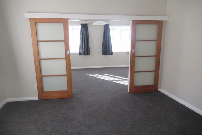 Photo of property in 2 Saint James Avenue, Boulcott, Lower Hutt, 5011