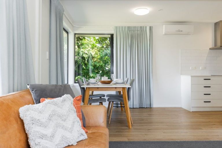 Photo of property in 6 Gladson Avenue, Sockburn, Christchurch, 8042