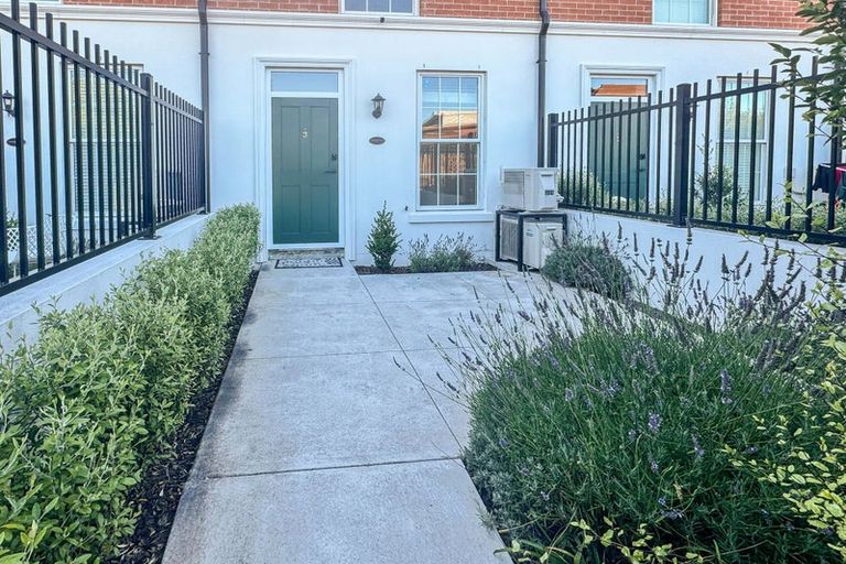 Photo of property in 3/368 Barbadoes Street, Christchurch Central, Christchurch, 8011