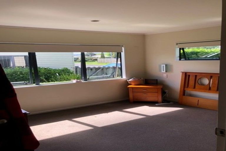 Photo of property in 56 Fernaig Street, Papakura, 2110
