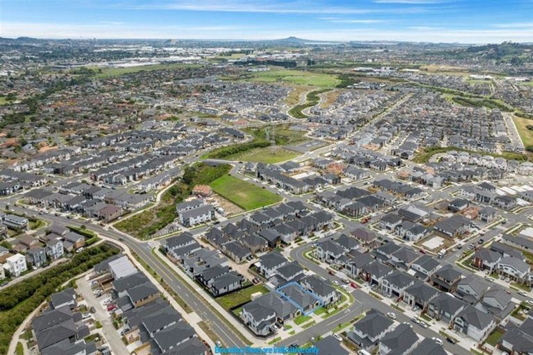 Photo of property in 83 Drumbuoy Drive, Flat Bush, Auckland, 2019