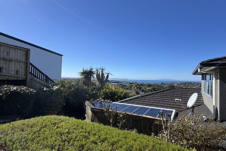 Photo of property in 2/5 Moorgreen Heights, Torbay, Auckland, 0630