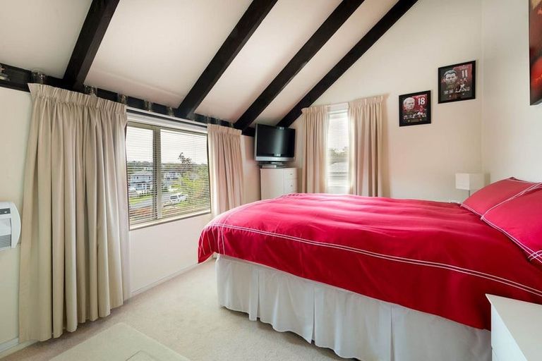 Photo of property in 1/18 Argyle Road, Browns Bay, Auckland, 0630