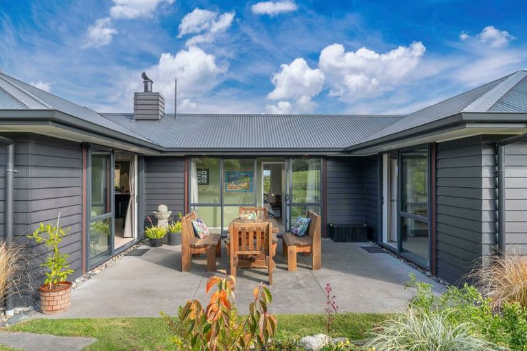 Photo of property in 500 Kinloch Road, Kinloch, Taupo, 3377