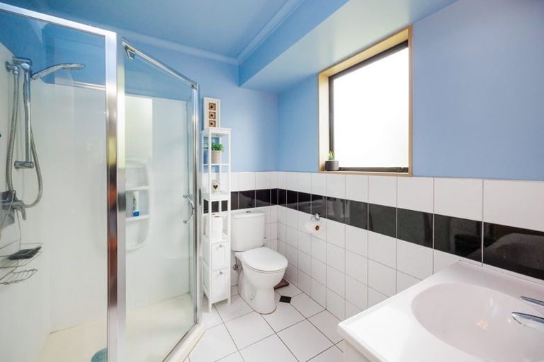 Photo of property in 12 Walnut Grove, Kelvin Grove, Palmerston North, 4414