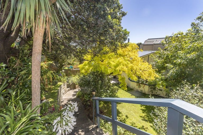 Photo of property in 10 Hall Street, Newtown, Wellington, 6021
