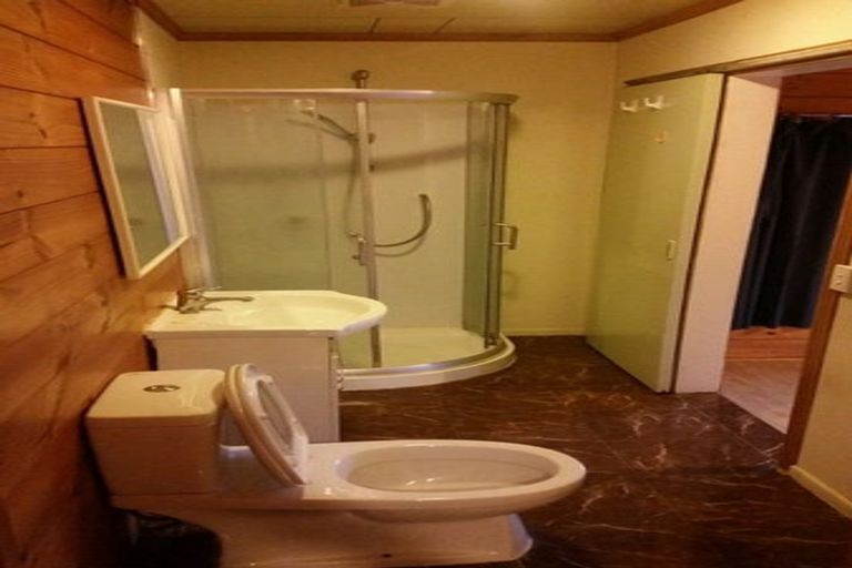 Photo of property in 119 Lynwood Road, New Lynn, Auckland, 0600
