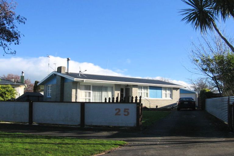Photo of property in 25 Saturn Crescent, Milson, Palmerston North, 4414