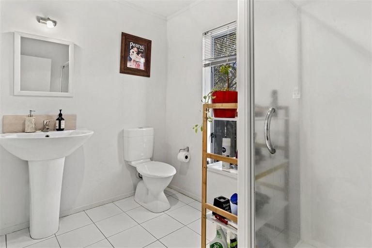 Photo of property in 42b Simpson Road, Papamoa Beach, Papamoa, 3118