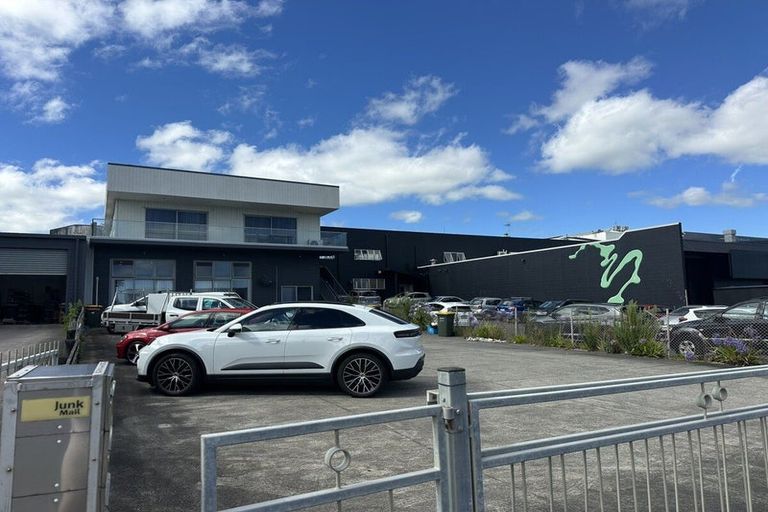 Photo of property in 138 Molesworth Street, New Plymouth, 4312