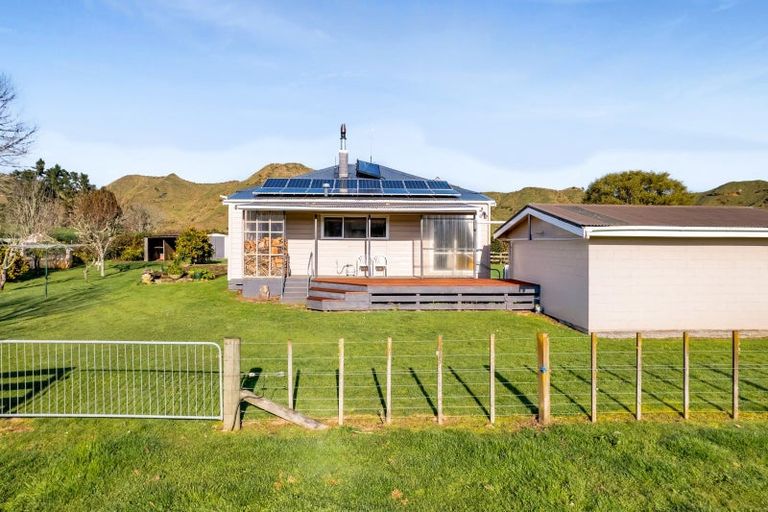 Photo of property in 2625 Ohura Road, Strathmore, Stratford, 4392