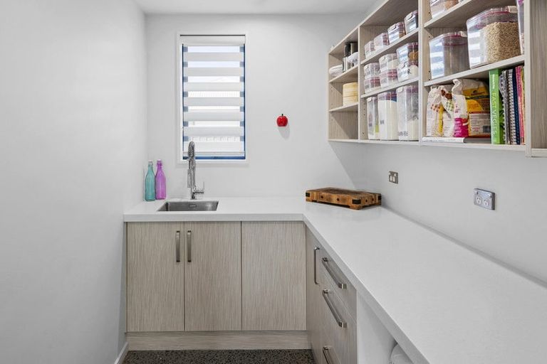 Photo of property in 15 Bellbird Place, Rolleston, 7614