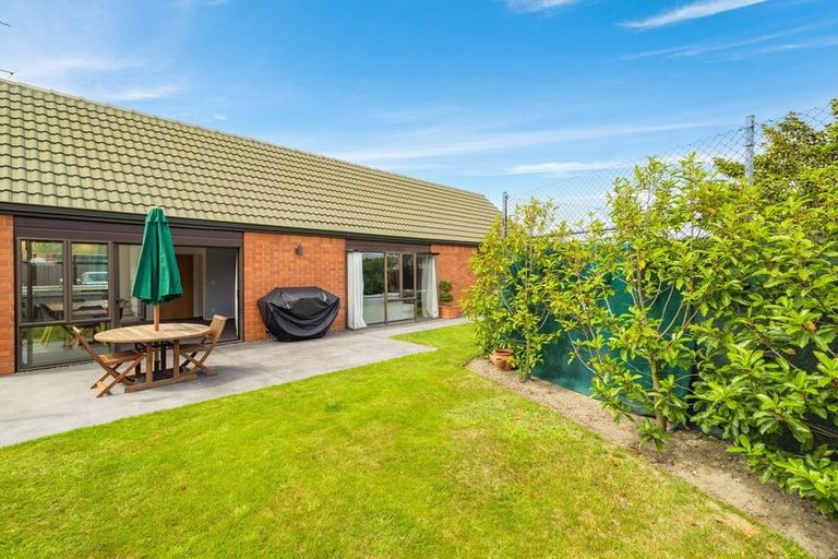 Photo of property in 14/415 Mairehau Road, Parklands, Christchurch, 8083