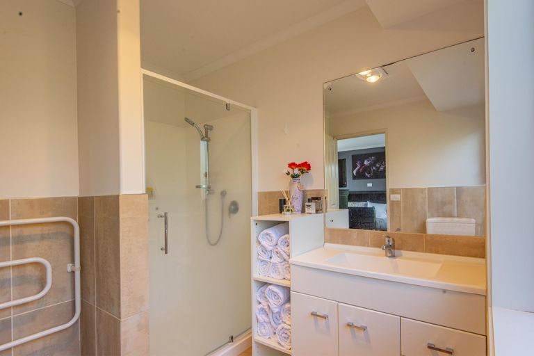 Photo of property in 6 Poynton Lane, Maunu, Whangarei, 0110