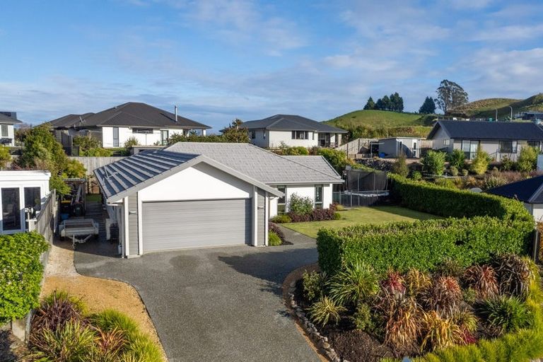 Photo of property in 4 Woolshed Drive, Stoke, Nelson, 7011