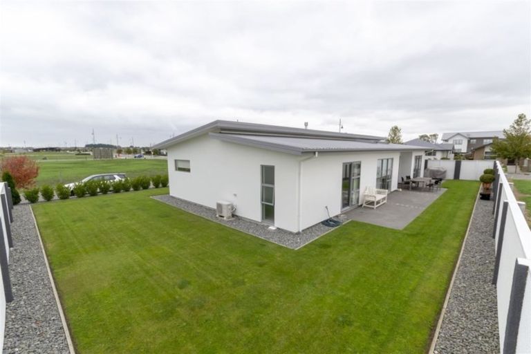 Photo of property in 2 Nga Tupuna Street, Pegasus, 7612