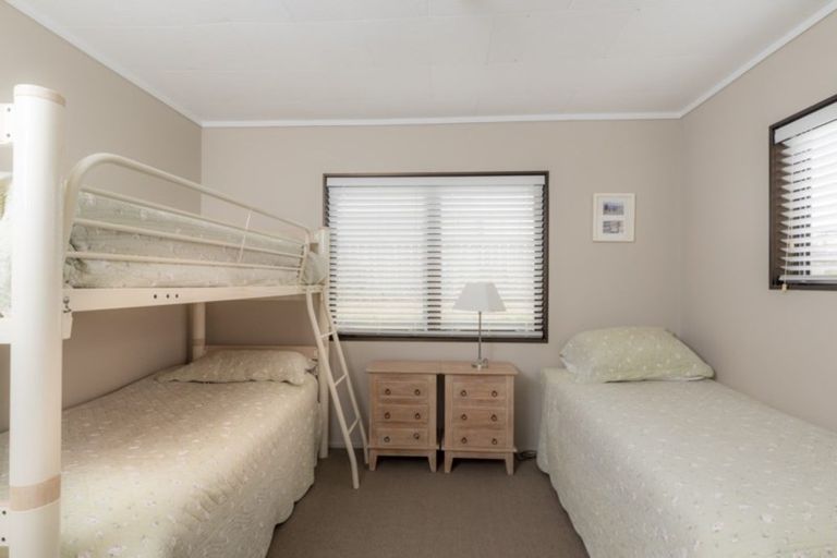 Photo of property in 14 Logan Nicks Place, Whangaruru, Russell, 0184