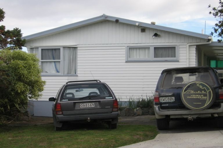 Photo of property in 4 Kyle Street, Leigh, 0985