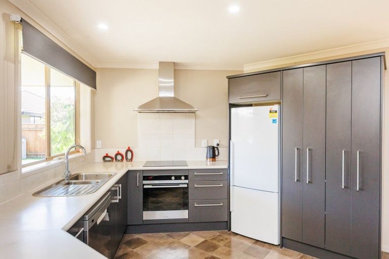 Photo of property in 23 Branigan Parade, Kelvin Grove, Palmerston North, 4414