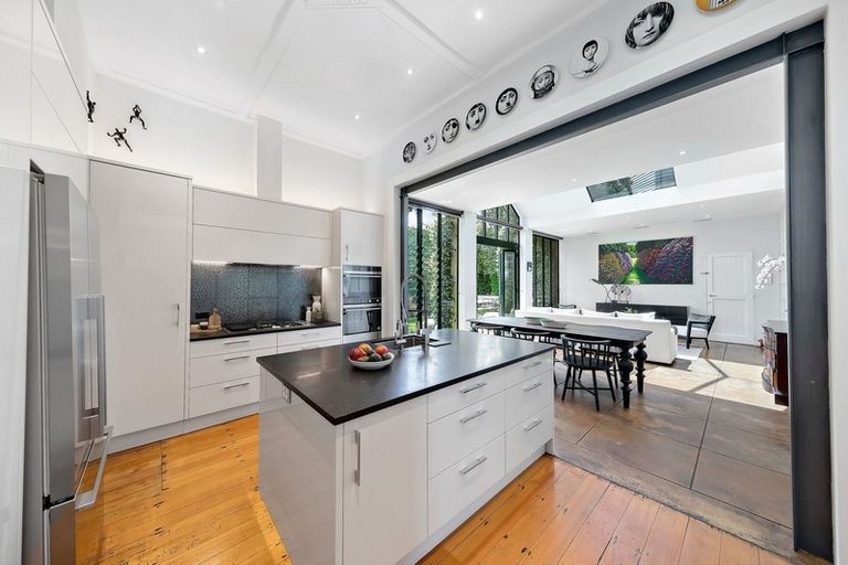 Photo of property in 2 Ruapehu Street, Mount Eden, Auckland, 1024