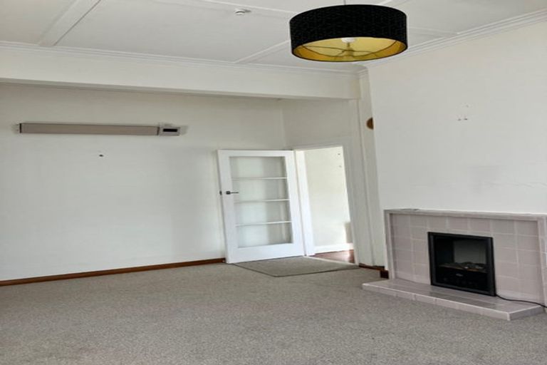 Photo of property in 7 Herald Terrace, Berhampore, Wellington, 6023