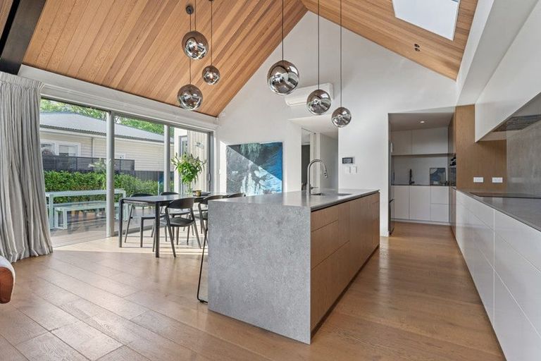 Photo of property in 3 Ngahere Street, Fendalton, Christchurch, 8041