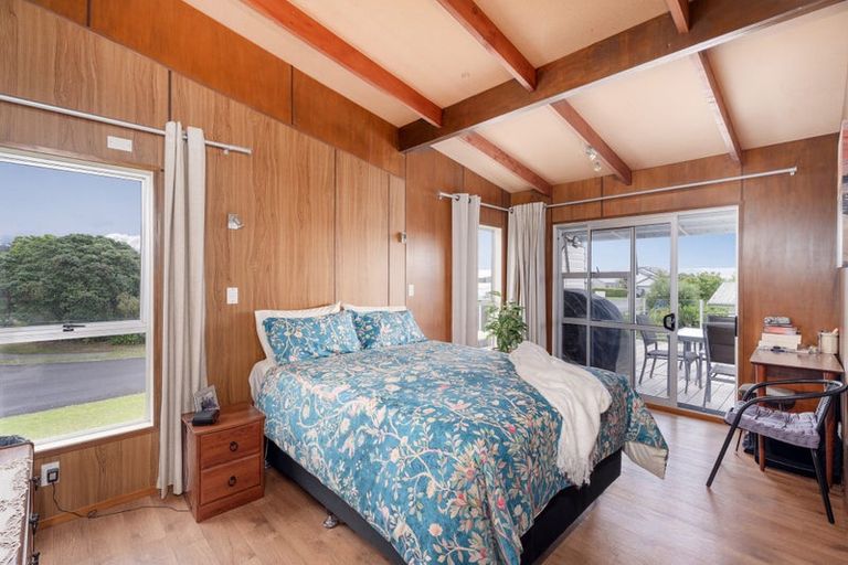 Photo of property in 8 Oyster Drive, Cooks Beach, Whitianga, 3591