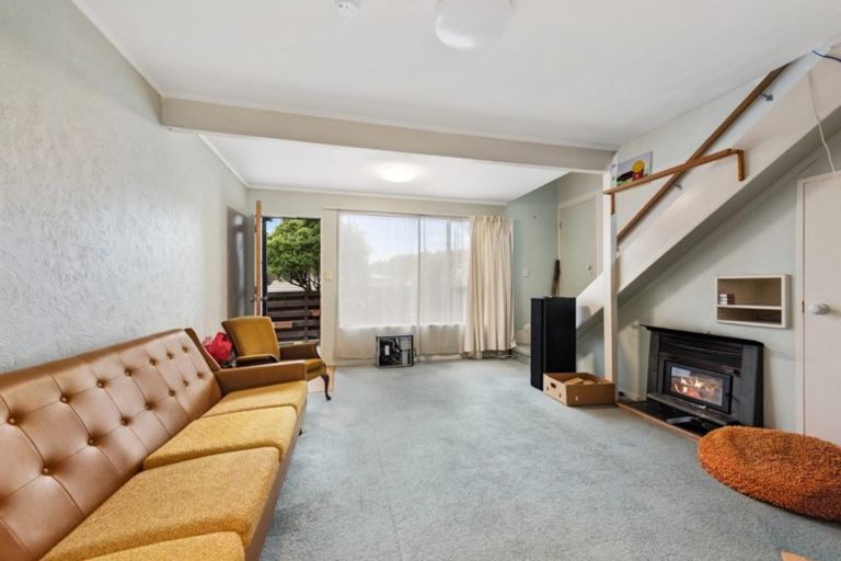 Photo of property in 159d Stokes Valley, Stokes Valley, Lower Hutt, 5019