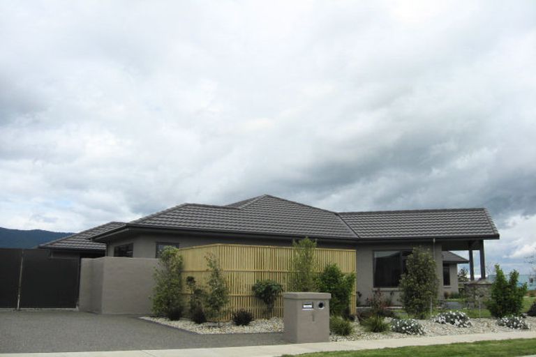 Photo of property in 1 Ruth Taylor Avenue, Stoke, Nelson, 7011