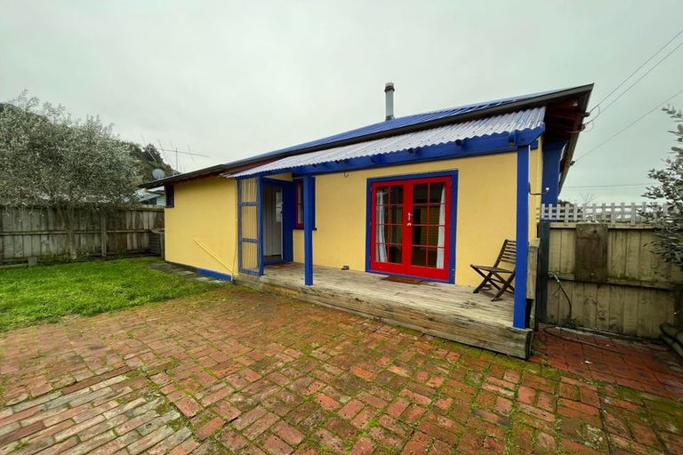 Photo of property in 32 Stoke Street, Sumner, Christchurch, 8081