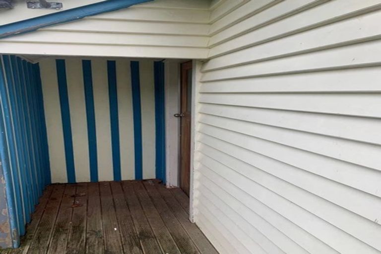 Photo of property in 58 Hewer Crescent, Naenae, Lower Hutt, 5011