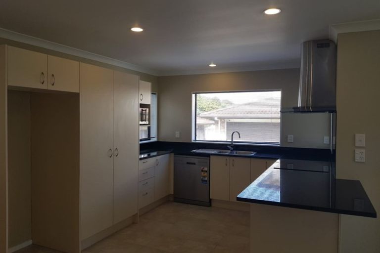 Photo of property in 63a Redoubt Road, Goodwood Heights, Auckland, 2105