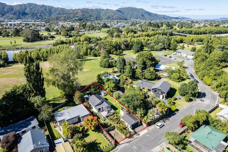 Photo of property in 33 Norfolk Street, Belmont, Lower Hutt, 5010
