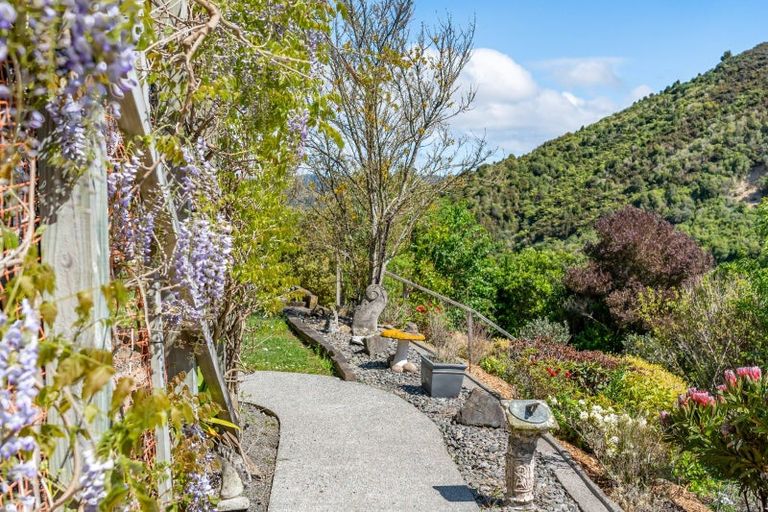 Photo of property in 23 Garrett Place, Riverstone Terraces, Upper Hutt, 5018