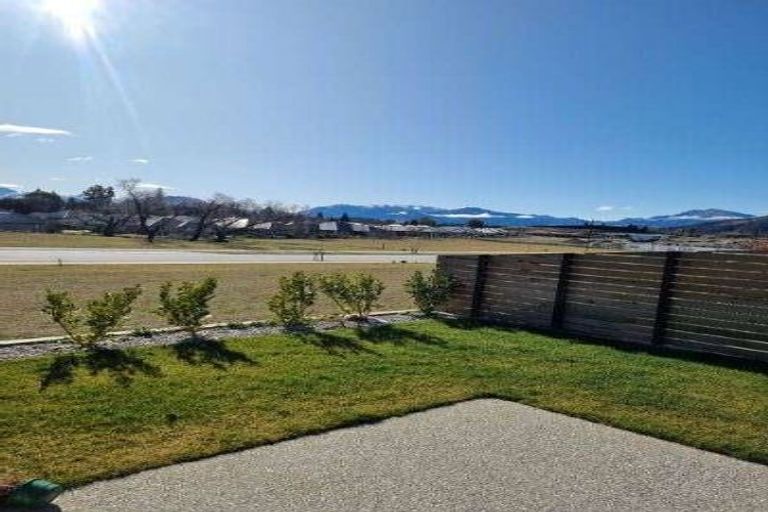 Photo of property in 13 Campbell Road, Wanaka, 9305