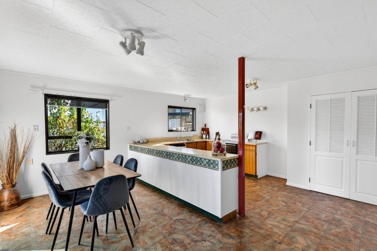 Photo of property in 26 Flanders Avenue, Onekawa, Napier, 4110