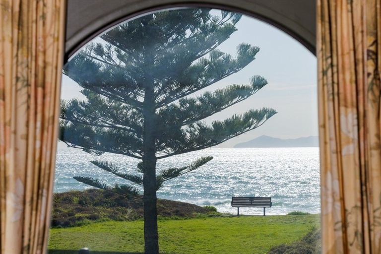 Photo of property in 207c Marine Parade, Mount Maunganui, 3116