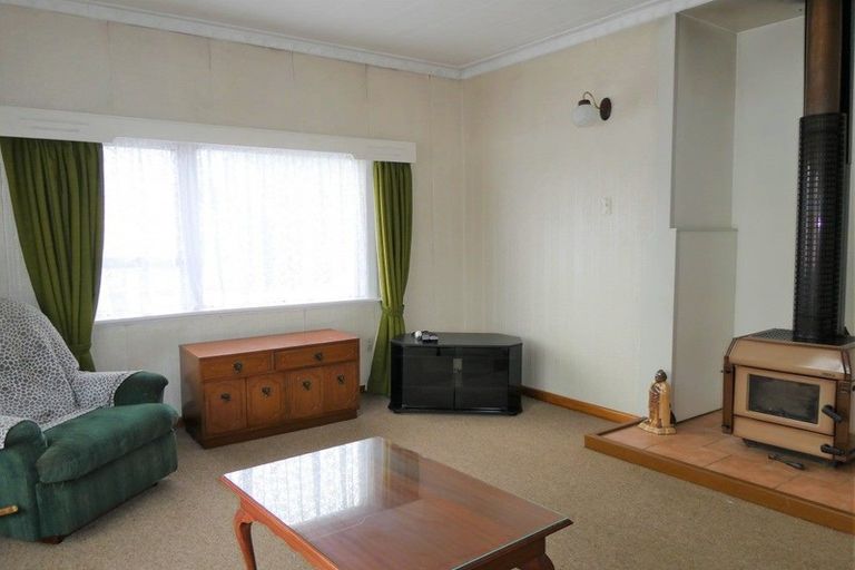 Photo of property in 61 Hall Street, Cobden, Greymouth, 7802