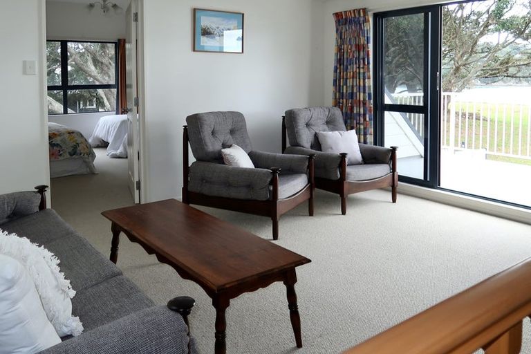 Photo of property in 9 Courtney Place, Pauanui, Hikuai, 3579