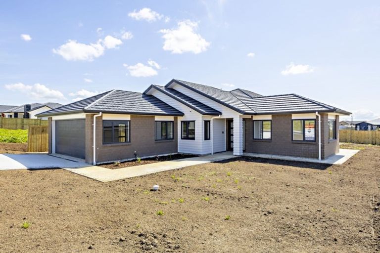 Photo of property in 9 Catherine Mclean Road, Pukekohe, 2120