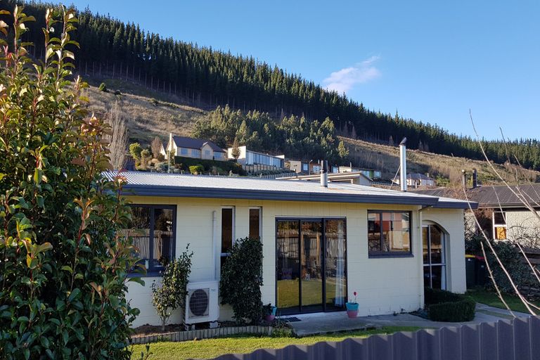 Photo of property in 62 Hazlett Street, Clyde, 9330