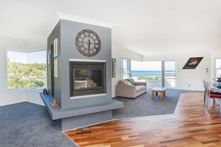 Photo of property in 33 Sirrah Street, Okitu, Gisborne, 4010