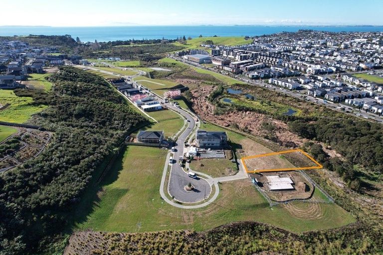 Photo of property in 63 Streamview Way, Long Bay, Auckland, 0630